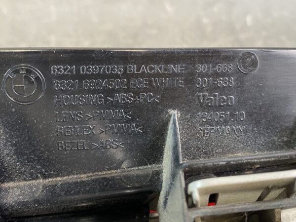BMW 1 SERIES E87 / UF18 Genuine Taillight 6321 6924502 / Right Side x1 - Image 4
