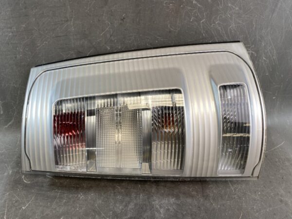 TOYOTA SIENTA NCP81 NCP85 Taillight 52-242 Right Side x1 - Image 2