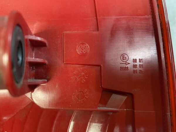 VOLKSWAGEN GOLF TOURAN 1T Genuine Taillight 1T0 945 096 R Right Side x1 - Image 6
