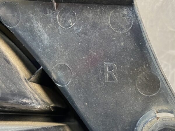 HONDA ODYSSEY RB1 RB2 Taillight P6572 Right Side x1 - Image 4