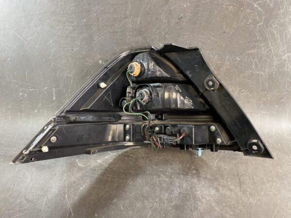 HONDA ODYSSEY RB1 RB2 Taillight P6572 Right Side x1 - Image 3