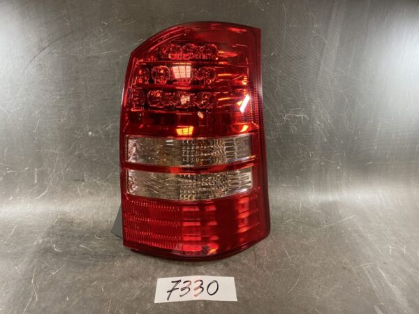 TOYOTA WISH ZNE10G Genuine Taillight / ICHIKOH 68-3 / Right Side x1 » JDM-PARTS NZ