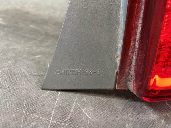TOYOTA WISH ZNE10 ZNE14 ANE10 ANE11 Genuine Taillight / ICHIKOH 68-3 / Right Side x1 - Image 4