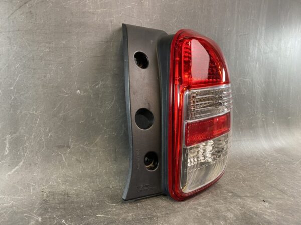 NISSAN MARCH K13 NK13 Genuine Taillight T001 Right Side x1 - Image 3