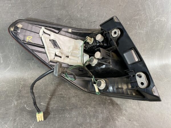 SUBARU LEGACY BR BRM BR9 Genuine Taillight / KOITO 220-20067 / Right Side x1 - Image 6