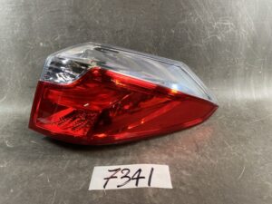 HONDA SHUTTLE GK8 GK9 GP7 GP8 Genuine Taillight / STANLEY W2502 / Right Side x1