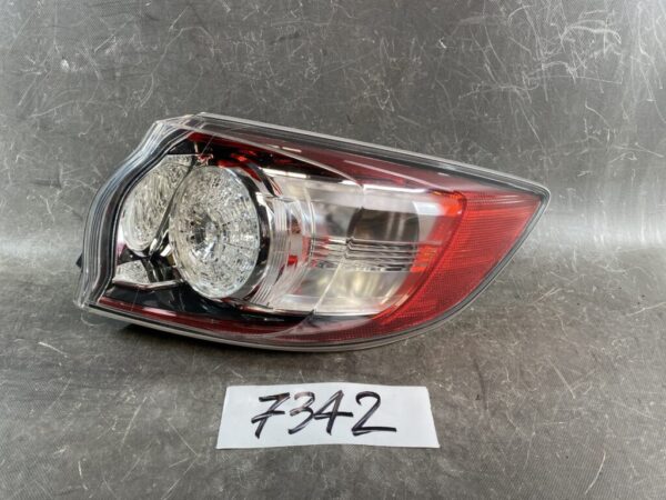 MAZDA AXELA BL BLEFW BL5FW BLEAW Genuine Taillight / STANLEY P8240 R / Right Side x1 » JDM-PARTS NZ