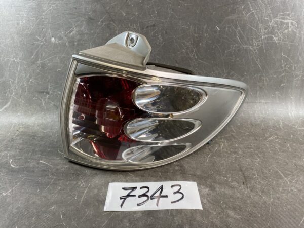 TOYOTA ESTIMA HYBRYD AHR10 AHR10W Genuine Taillight / KOITO 28-147 / Right Side x1 » JDM-PARTS NZ