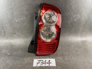 NISSAN MARCH K12 AK12 BNK12 YK12 Genuine Taillight / ICHIKOH D019 / Right Side x1