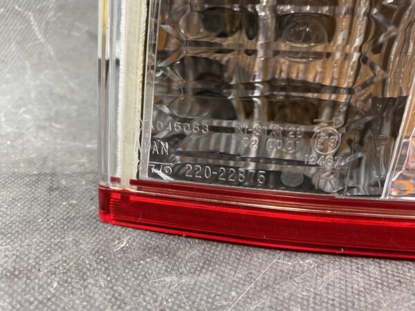 HONDA INSIGHT ZE2 Genuine Taillight / KOITO 220-22875 / Right Side x1 - Image 4