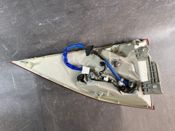 HONDA INSIGHT ZE2 Genuine Taillight / KOITO 220-22875 / Right Side x1 - Image 6