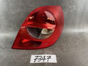 RENAULT CLIO III C85 / LUTECIA RF4C Genuine Taillight 8200459960 / Right Side x1