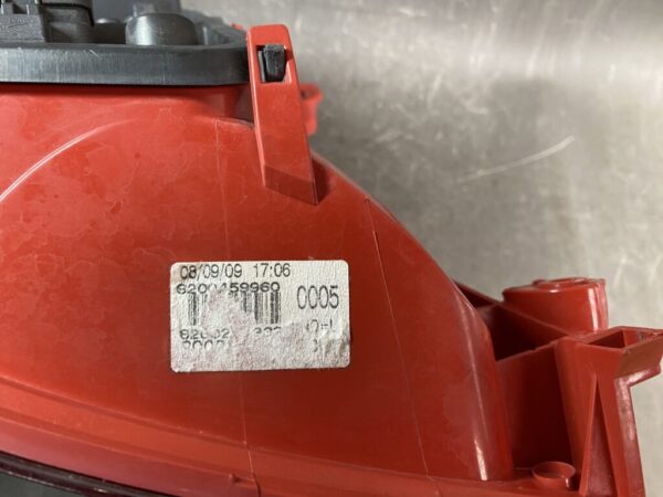 RENAULT CLIO III C85 LUTECIA RF4C Genuine Taillight 8200459960 Right Side x1 - Image 8