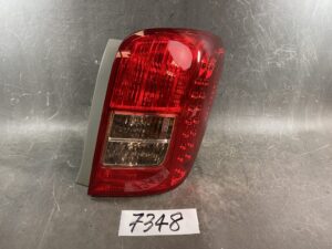 TOYOTA COROLLA FIELDER ZRE141 ZRE142 ZRE144 Genuine Taillight / KOITO 13-97 / Right Side x1