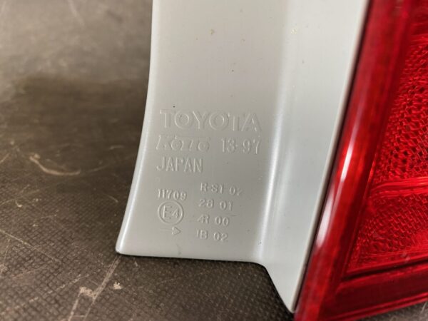 TOYOTA COROLLA FIELDER ZRE141 ZRE142 ZRE144 Genuine Taillight / KOITO 13-97 / Right Side x1 - Image 4
