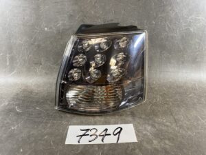 MITSUBISHI OUTLANDER CW4W CW5W CW6W Genuine Taillight / KOITO 220-87813 / Right Side x1