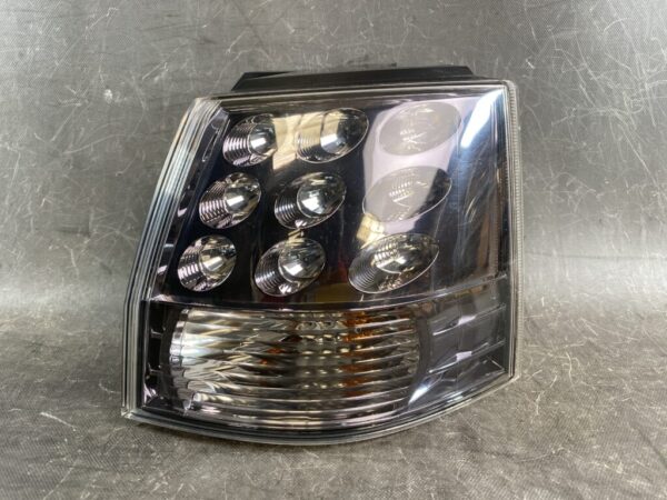 MITSUBISHI OUTLANDER CW4W CW5W CW6W Genuine Taillight / KOITO 220-87813 / Right Side x1 - Image 2