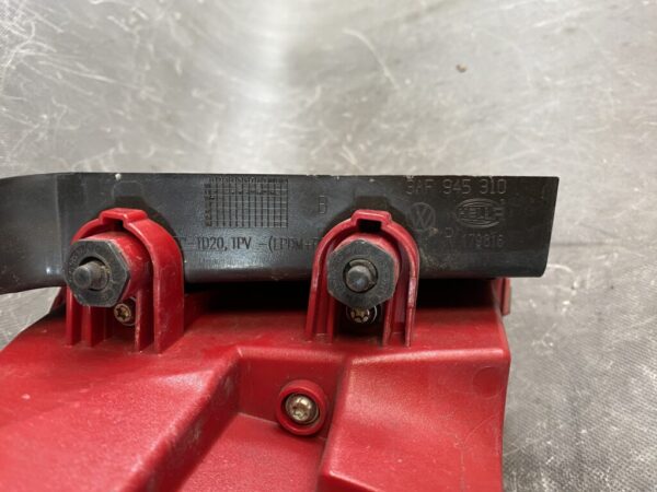 VW VOLKSWAGEN PASSAT VARIANT B7 Genuine Taillight 3AF 945 208 Right Side x1 - Image 7