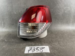 MITSUBISHI DELICA D2 MB15S Genuine Taillight / TOKAIDENSO 35603-54MO R / Right Side x1