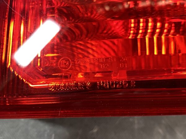 HONDA STEPWAGON RG RG1 RG2 RG3 RG4 Genuine Taillight / STANLEY P8026 R / Right Side x1 - Image 4