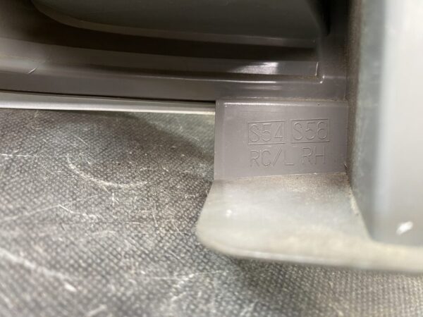 SUZUKI SOLIO MITSUBISHI DELICA D2 MA36S Taillight D179 Right Side x1 - Image 5