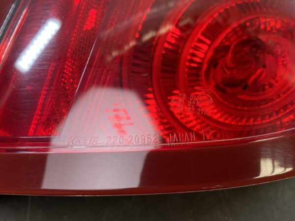SUBARU LEGACY BP BP5 BP9 BPE Genuine Taillight / KOITO 220-20952 / Right Side x1 - Image 4