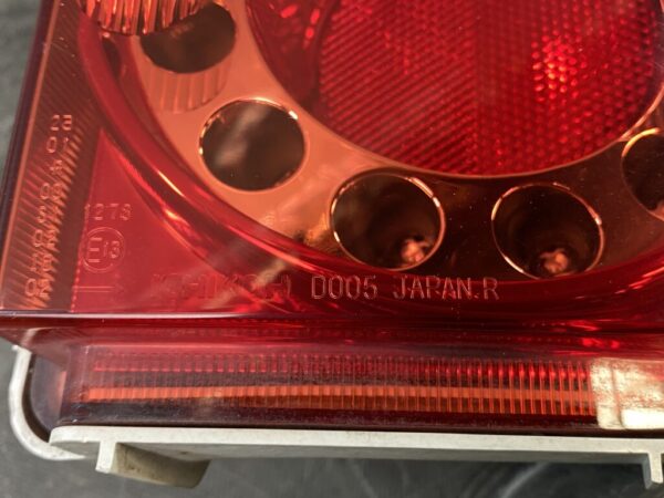 NISSAN ELGRAND E51 ME51 MNE51 NE51 Genuine Taillight / ICHIKOH D005 / Right Side x1 - Image 5