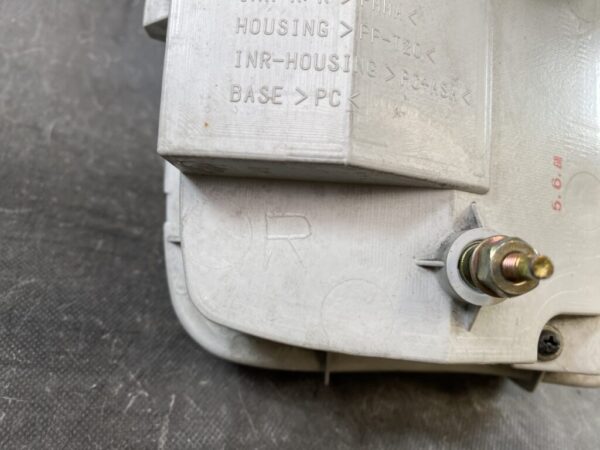 NISSAN ELGRAND E51 ME51 MNE51 NE51 Genuine Taillight / ICHIKOH D005 / Right Side x1 - Image 6