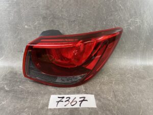 MAZDA DEMIO DJ DJ3FS DJ3AS DJLFS DJLAS DJ5FS DJ5AS Genuine Taillight / KOITO 220-18373 / Right Side x1