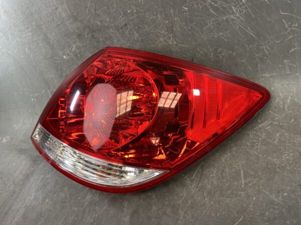 HONDA LEGEND KB1 Genuine Taillight P4215 Right Side x1 - Image 2