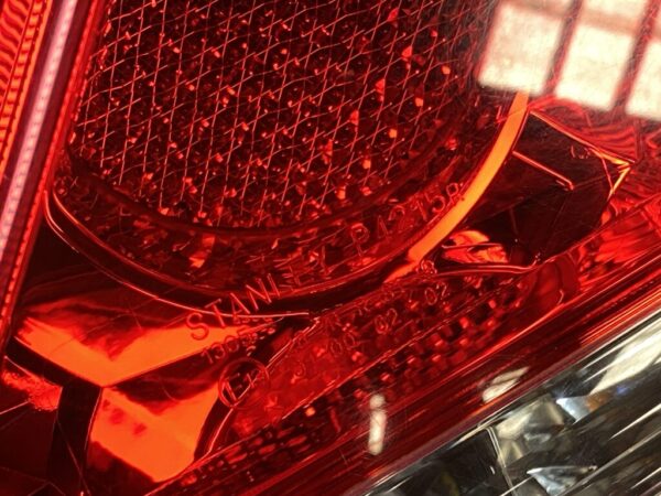 HONDA LEGEND KB1 Genuine Taillight P4215 Right Side x1 - Image 5