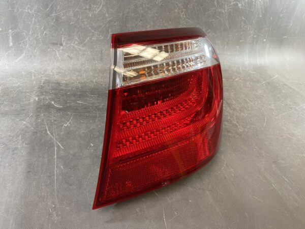LEXUS LS LS450 LS600h USF40 USF45 USF41 USF46 Taillight 50-89 Right Side x1 - Image 3