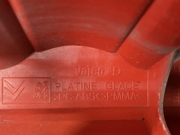 PEUGEOT 1007 Genuine Taillight 9646776780 Right Side x1 - Image 4