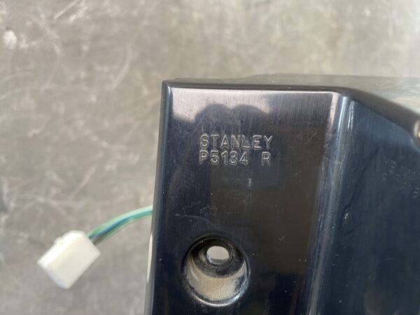 MAZDA MPV LY3P Genuine Taillight / STANLEY P5134 R / Right Side x1 - Image 4