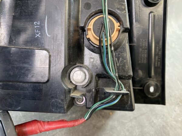 MAZDA MPV LY3P Genuine Taillight / STANLEY P5134 R / Right Side x1 - Image 5