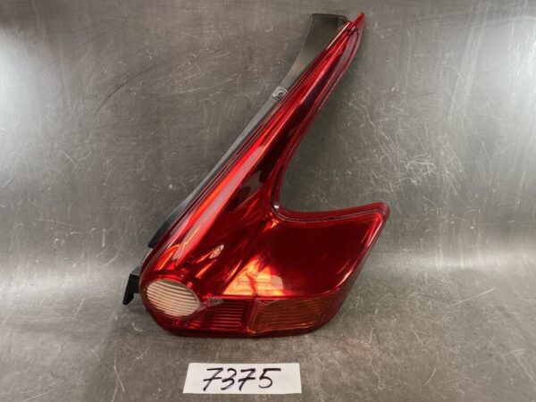 NISSAN JUKE F15 YF15 NF15 Genuine Taillight / ICHIKOH T003 / Right Side x1 » JDM-PARTS NZ