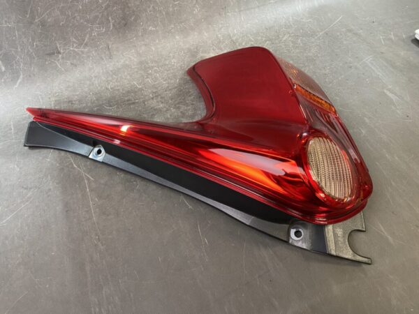 NISSAN JUKE F15 YF15 NF15 Genuine Taillight / ICHIKOH T003 / Right Side x1 - Image 3