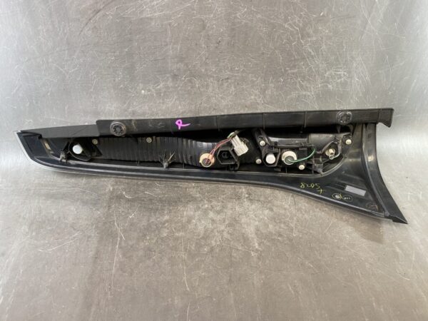 NISSAN SERENA C26 SUZUKI LANDY Taillight 220-23096 Right Side x1 - Image 7