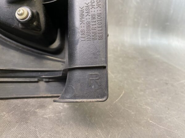 NISSAN SERENA C26 SUZUKI LANDY Taillight 220-23096 Right Side x1 - Image 6