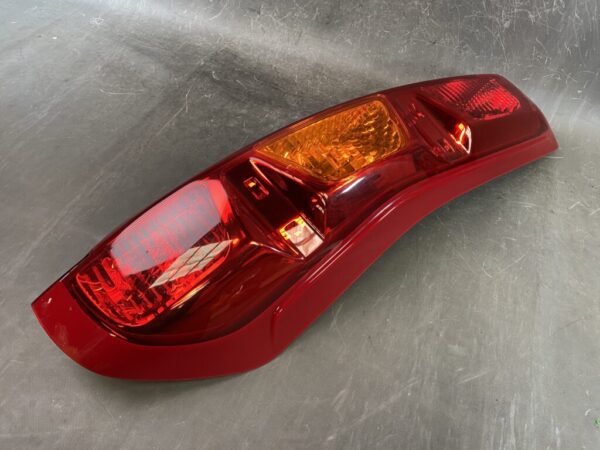 NISSAN XTRAIL X-TRAIL T31Genuine Taillight / KOITO 220-63929 / Right Side x1 - Image 3