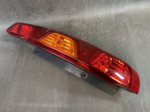 NISSAN XTRAIL X-TRAIL T31Genuine Taillight / KOITO 220-63929 / Right Side x1 - Image 4