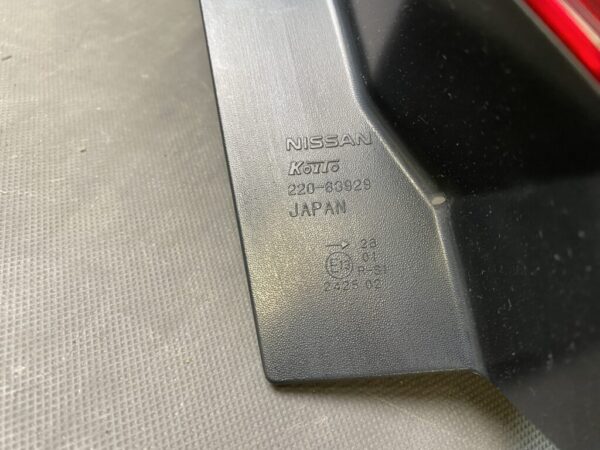 NISSAN XTRAIL X-TRAIL T31Genuine Taillight / KOITO 220-63929 / Right Side x1 - Image 5