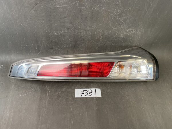 NISSAN SERENA C26 HC26 NC26 HFC26 NC26 FNC26 Genuine Taillight / KOITO 220-23096 / Right Side x1 » JDM-PARTS NZ