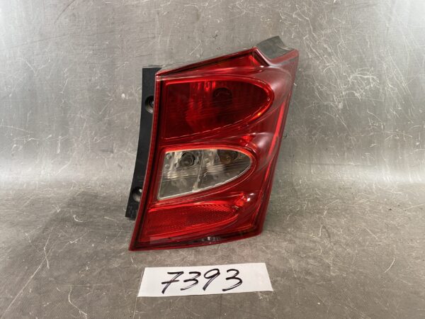 HONDA FREED GB3 Genuine Taillight / ICHIKOH D065 / Right Side x1 » JDM-PARTS NZ