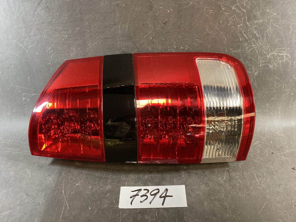 ぴよ JDM TOYOTA GX100 JZX100 CHASER ZENKI Tail lights Left side