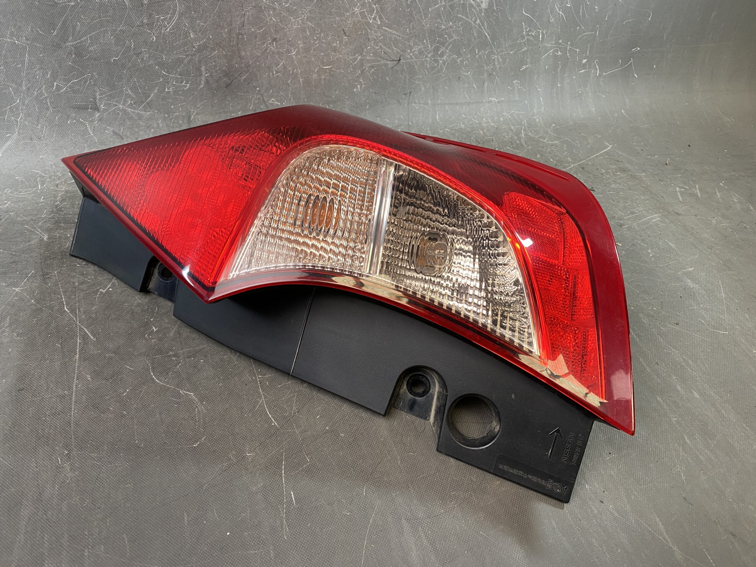 7395_taillight_4 NISSAN NOTE E12 NE12 Genuine Taillight ICHIKOH D117 Right Side x1 » NZ.95 » JDM-PARTS NZ » JDM-PARTS NZ NISSAN NOTE E12 NE12 Genuine Taillight ICHIKOH D117 Right Side x1 » JDM-PARTS NZ