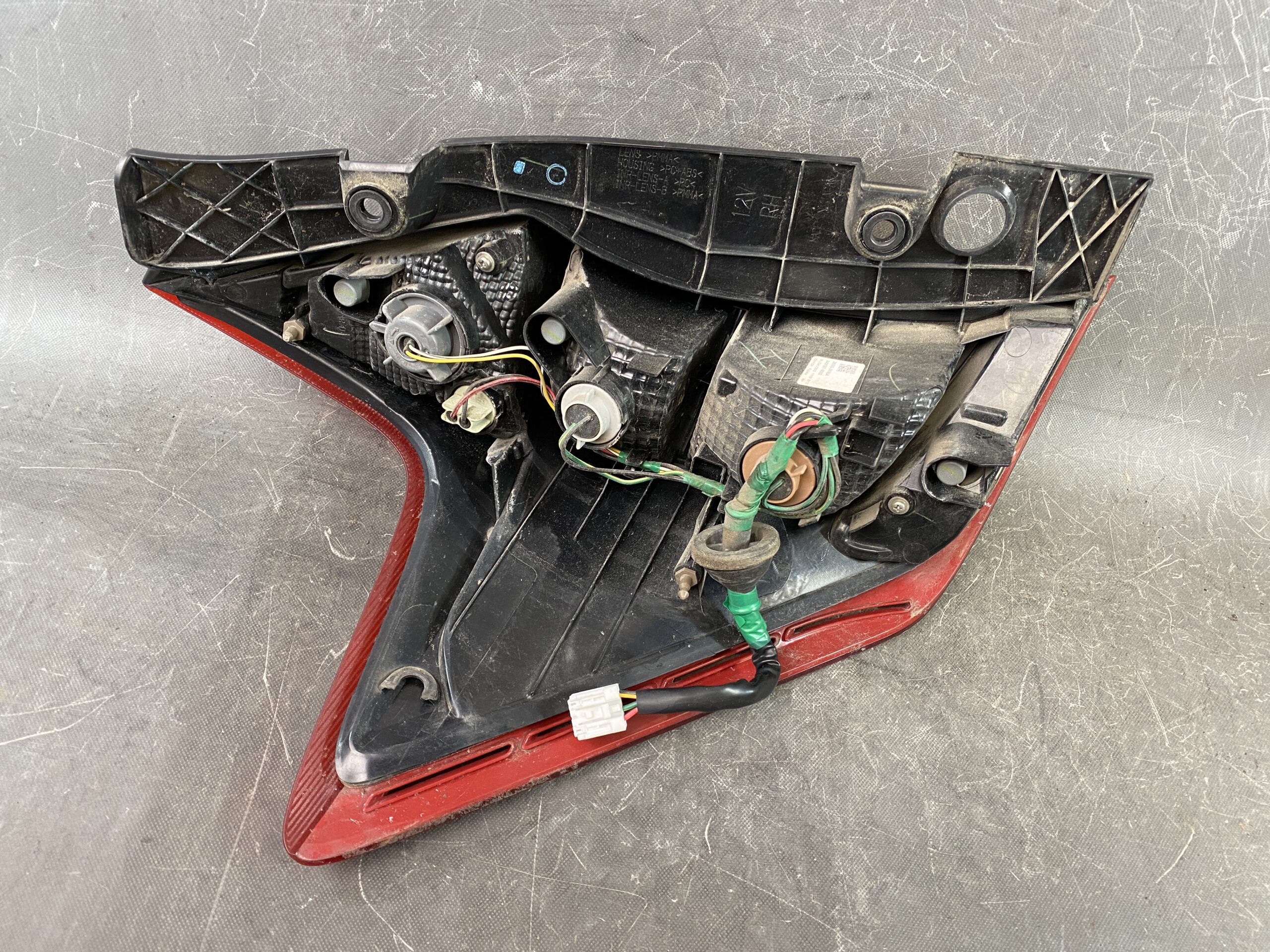 7395_taillight_8 NISSAN NOTE E12 NE12 Genuine Taillight ICHIKOH D117 Right Side x1 » NZ.95 » JDM-PARTS NZ » JDM-PARTS NZ NISSAN NOTE E12 NE12 Genuine Taillight ICHIKOH D117 Right Side x1 » JDM-PARTS NZ