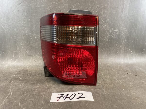 TOYOTA ALPHARD ANH10 Genuine Taillight / KOITO 58-5 / Left Side x1 » JDM-PARTS NZ