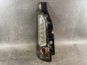 SUZUKI SPACIA MK32S MK42S Genuine Taillight / KOITO 220-59295 / Left Side x1