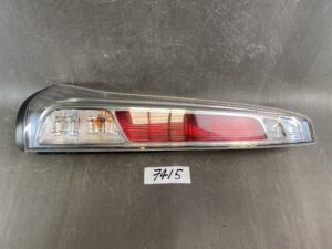NISSAN SERENA C26 Genuine Taillight / KOITO 220-23096 / Left Side x1